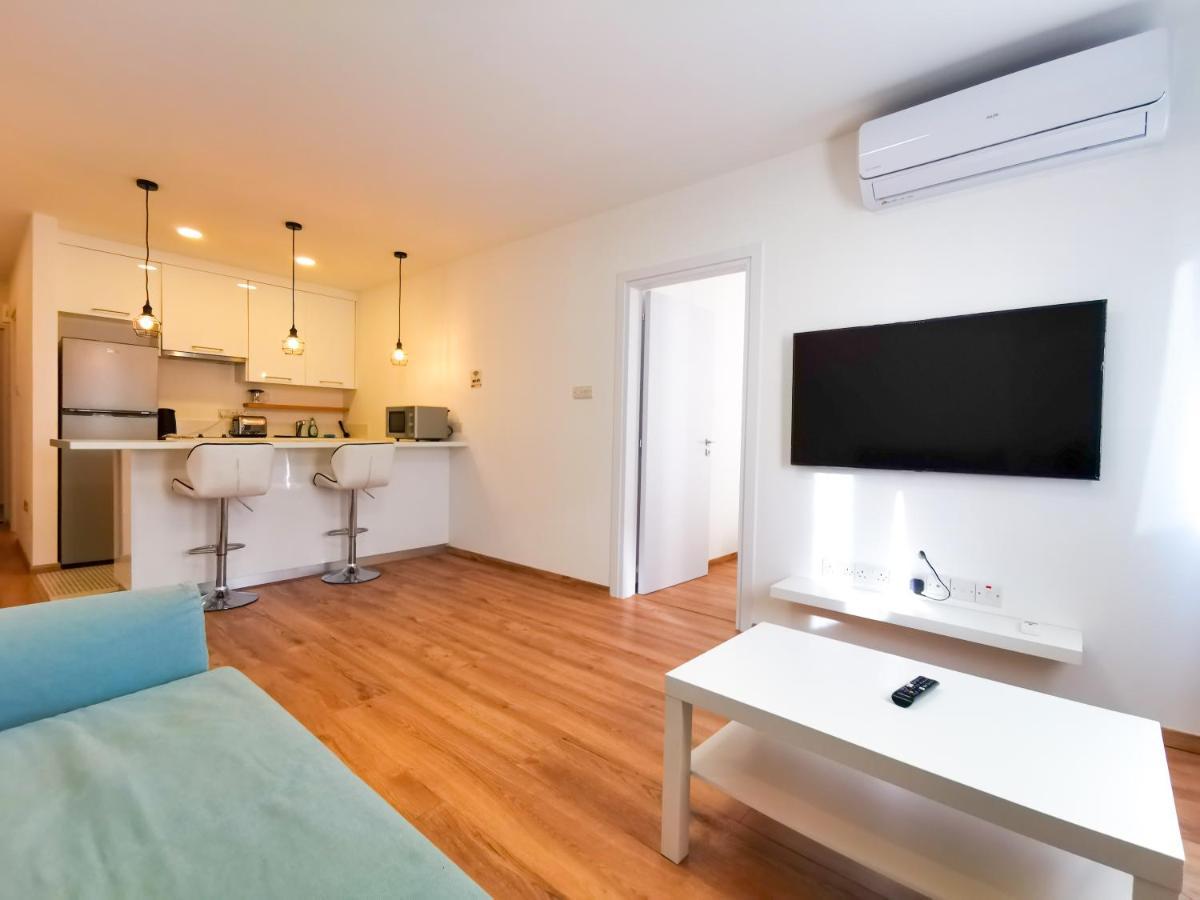 Citycenter Boutique Apartment ลาร์นาคา ภายนอก รูปภาพ